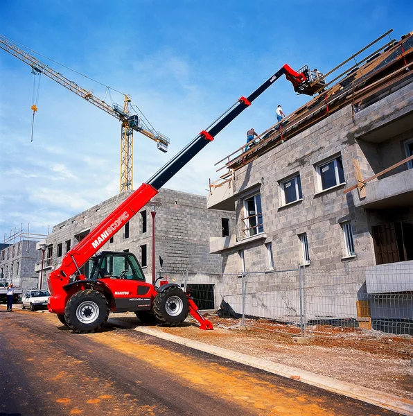 Телескопический погрузчик Manitou MT 1435 SLT