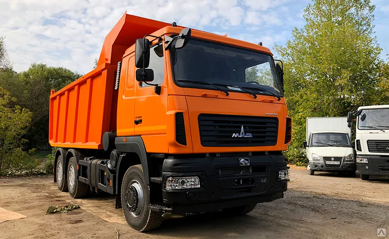 Самосвал МАЗ 5516