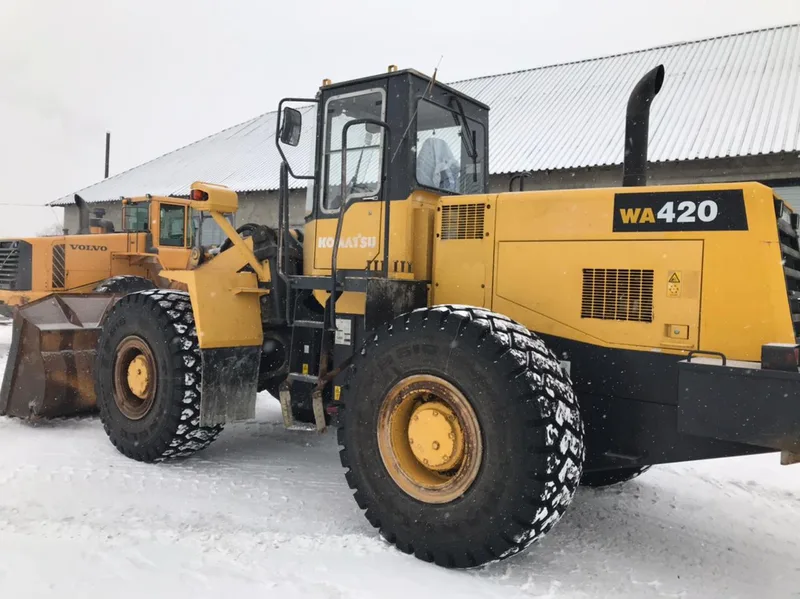 Фронтальный погрузчик                                                         Komatsu                                                     WA420-3