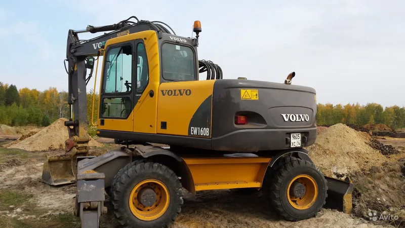Колесный экскаватор Volvo EW160B
