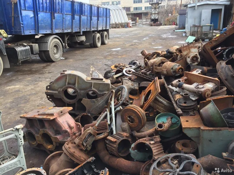 Вывоз металлолома и макулатуры