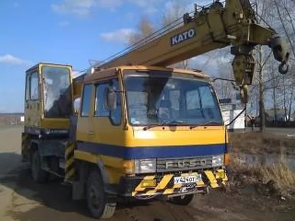 Автокран KATO на шасси Mitsubishi Fuso