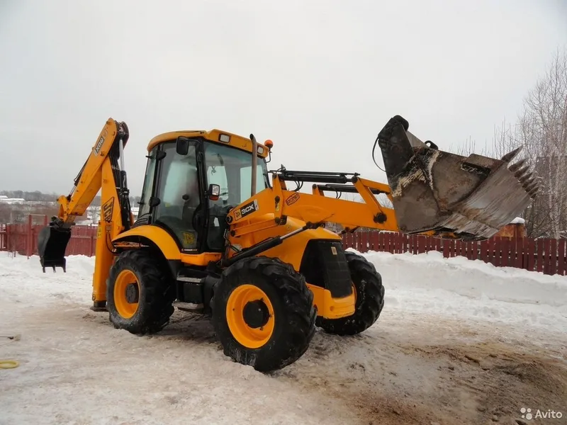Аренда экскаватора-погрузчика