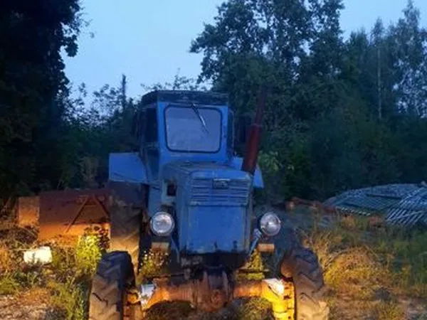 Трактор ЛТЗ Т-40