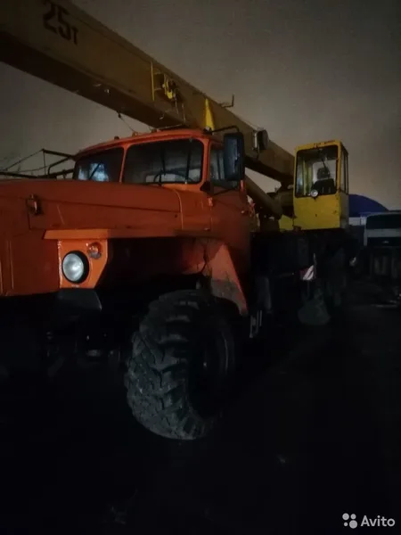 Автокран 25 тн