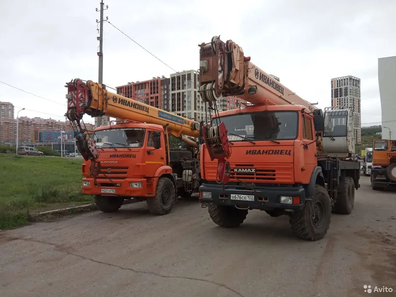 Автокран "Ивановец" 25 т. 31метр
