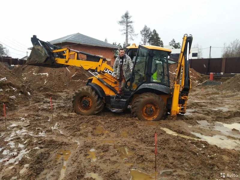 Сдам в аренду экскаватор JCB 3CX супер