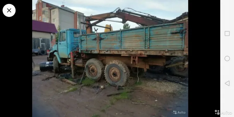 Спецтехника ЗИЛ 4334 манипулято