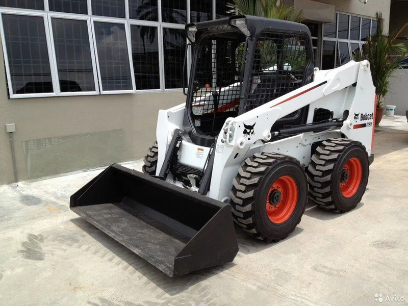 Аренда мини погрузчика Bobcat бобкэт