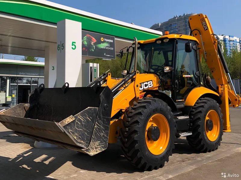 Эксковатор-погрузчик универсал jcb 5cx