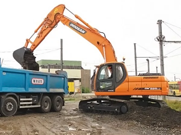 Гусеничный экскаватор Doosan DX 225LCA