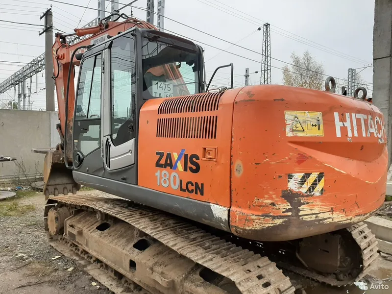 Услуги аренды Экскаватора hitachi-180 (2 ед.)