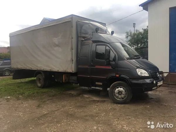 Тентованный автомобиль ГАЗ Валдай 33104