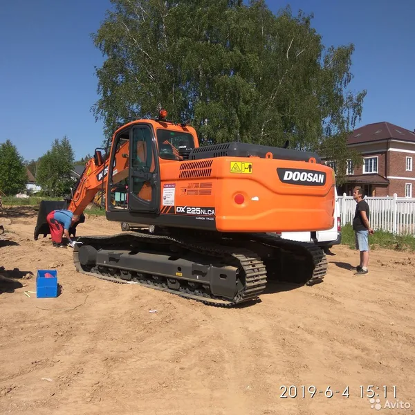 Аренда гусеничного экскаватора Doosan 225