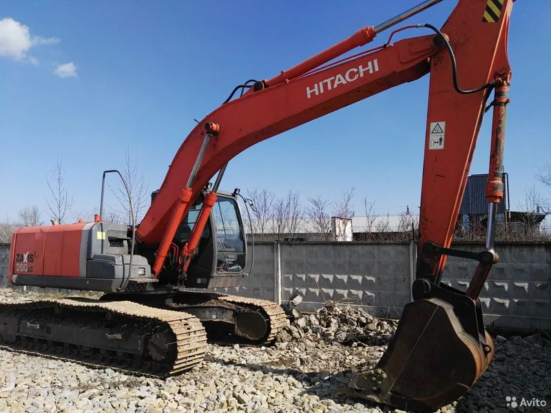 Экскаватор Гусеничный Аренда Услуги hitachizx200-3