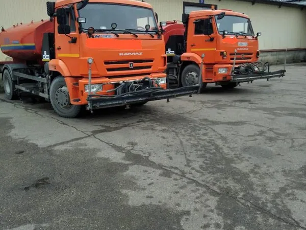Аренда спецтехники поливомоечная машина