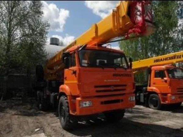 Автокран Ивановец на шасси КамАЗ 43118