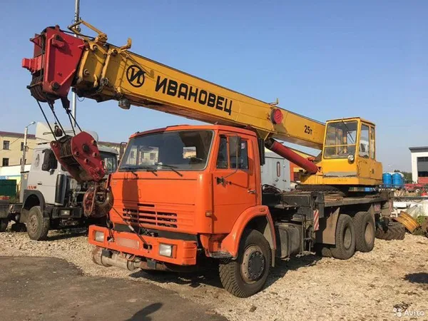 Услуги автокрана 25 тонн вылет стрелы 22 метра