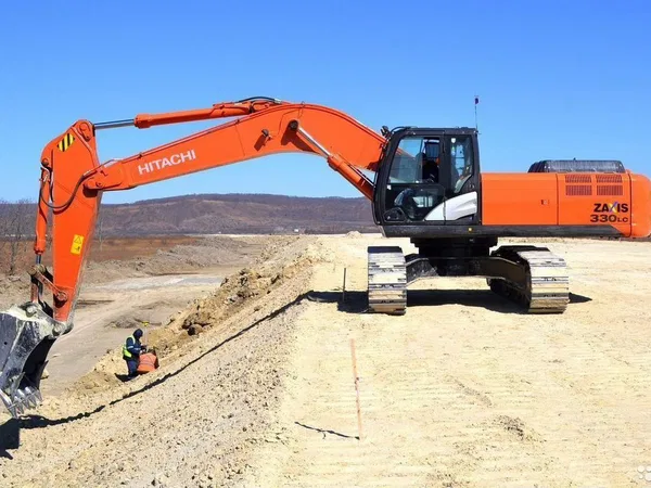 Экскаватор Hitachi Аренда