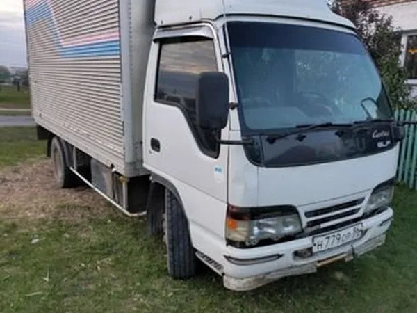 Промтоварный фургон Isuzu ELF