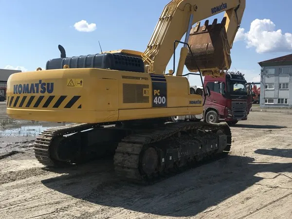 Аренда гусеничного экскаватора Komatsu PC400-8