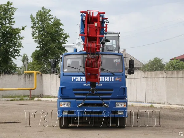 Автокран Галличанин 50 тонн по крыму