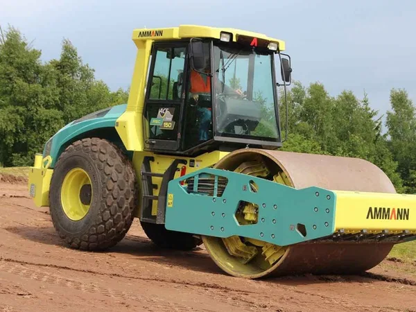 Аренда грунтового каток Ammann 150D с ндс
