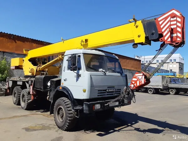 Автокран 25 тонн Камаз вездеход