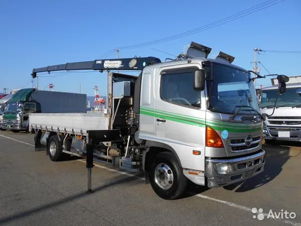 Бортовой грузовик с КМУ HINO Ranger