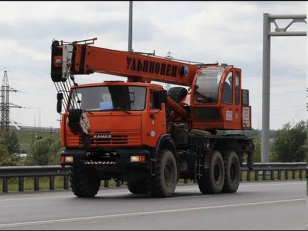 Услуги автокрана, аренда автокрана, автокран. Спец