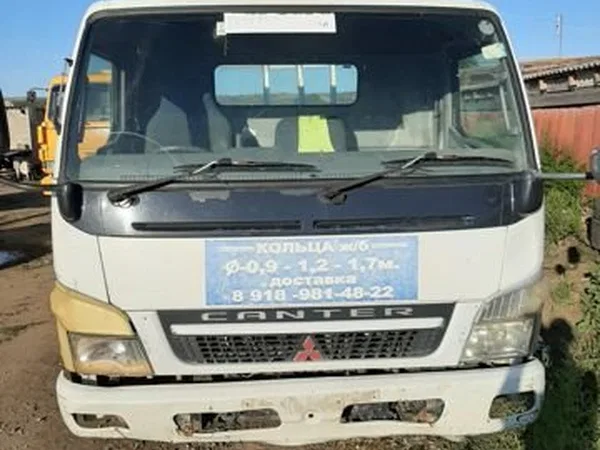 Бортовой автомобиль Mitsubishi Fuso Canter