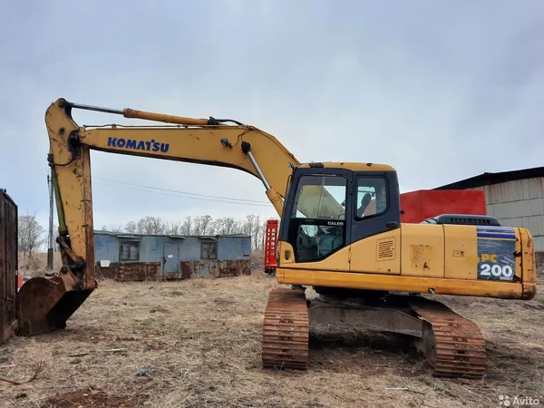 Аренда экскаватора Komatsu PC200
