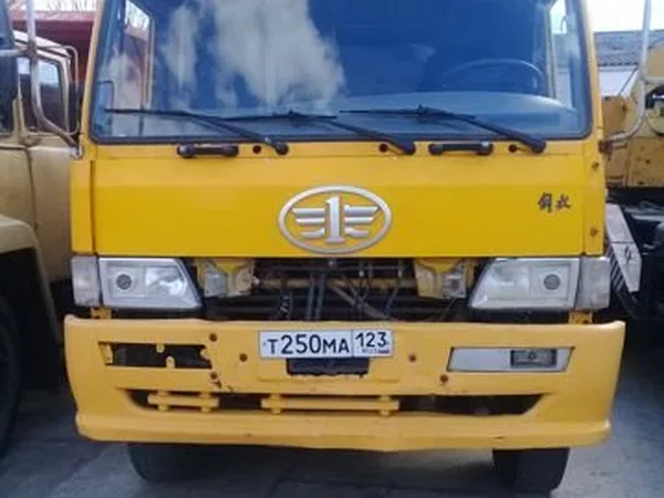 Самосвал Алтай 3310-011
