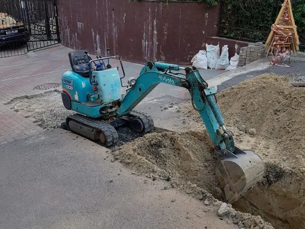 Аренда минипогрузчика миниэкскаватора