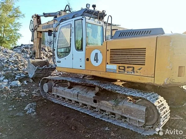 Гусеничный экскаватор Liebherr R934