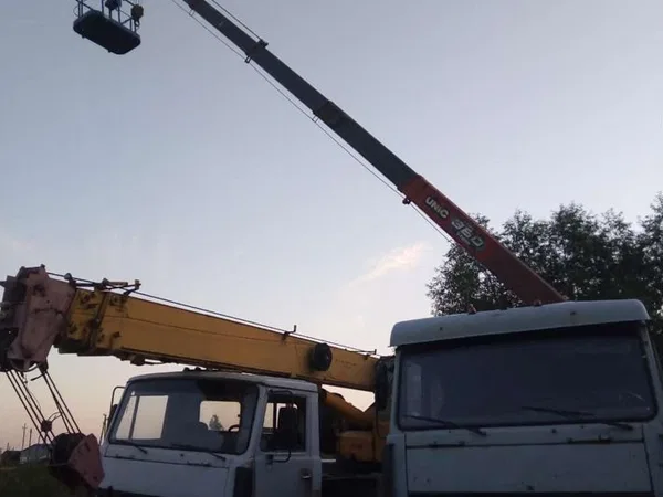 Услуги автокрана, автовышки и манипулятора 20 тонн