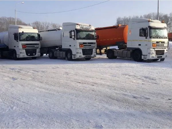 Бензовозы 28-30 куб