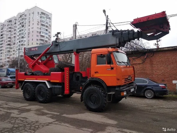 Аренда автовышки 28 м вездеход