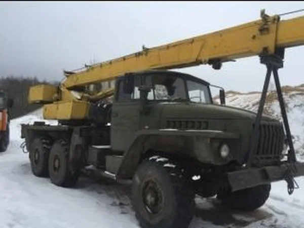 Автокран КС-2575 на шасси УРАЛ 4320