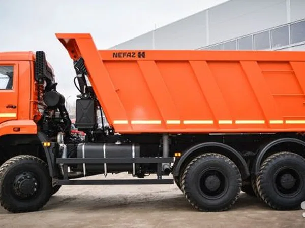Самосвал КамАЗ 6522