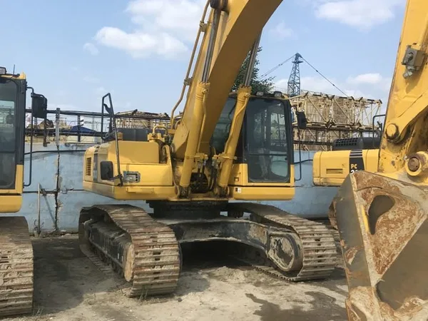Аренда гусеничного экскаватора Komatsu PC300-8