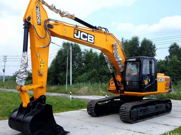 Аренда Гусеничного экскаватора JCB JS205NLC