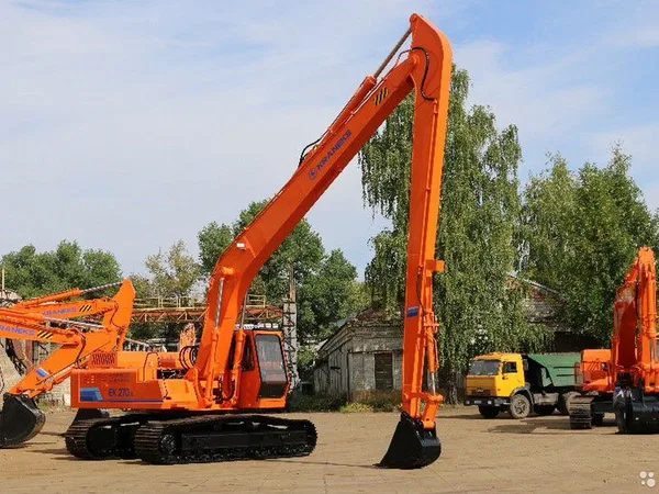 Услуги экскаватора с длинной стрелой 18м