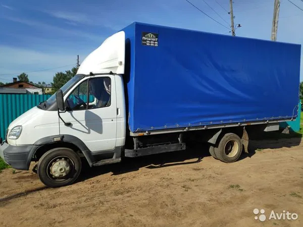 Тентованный автомобиль ГАЗ Валдай