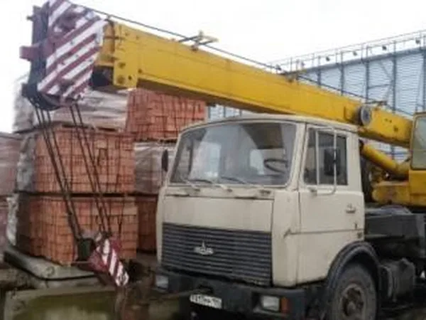 Автокран Ивановец КС-35715-2