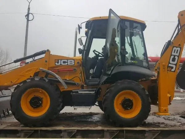 Аренда экскаватор-погрузчика JCB 3сх с гидромолот