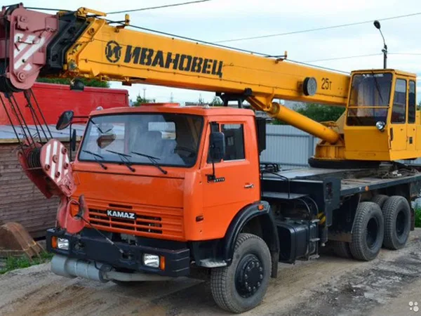 Кран 25 тонн стрела 31 метр Автокран Тверь