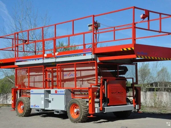 Аренда подъемника ножничного Skyjack SJ 9250 Красн