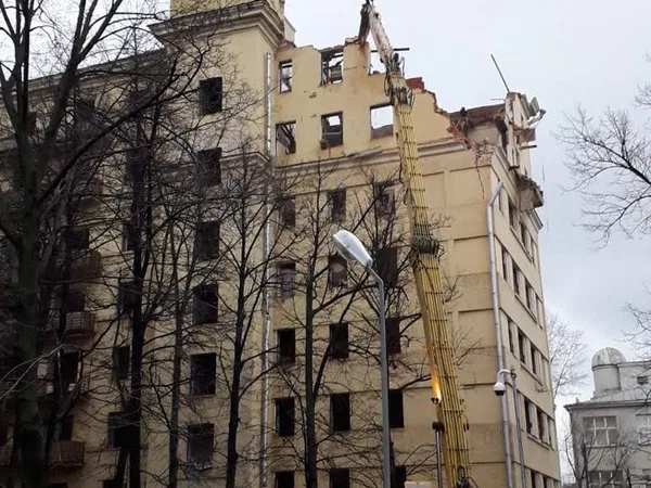 Снос/демонтаж зданий, сооружений, высоток, башен