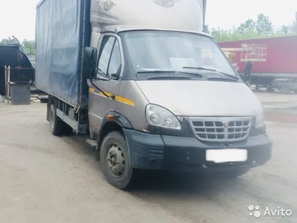 Тентованный автомобиль ГАЗ Валдай